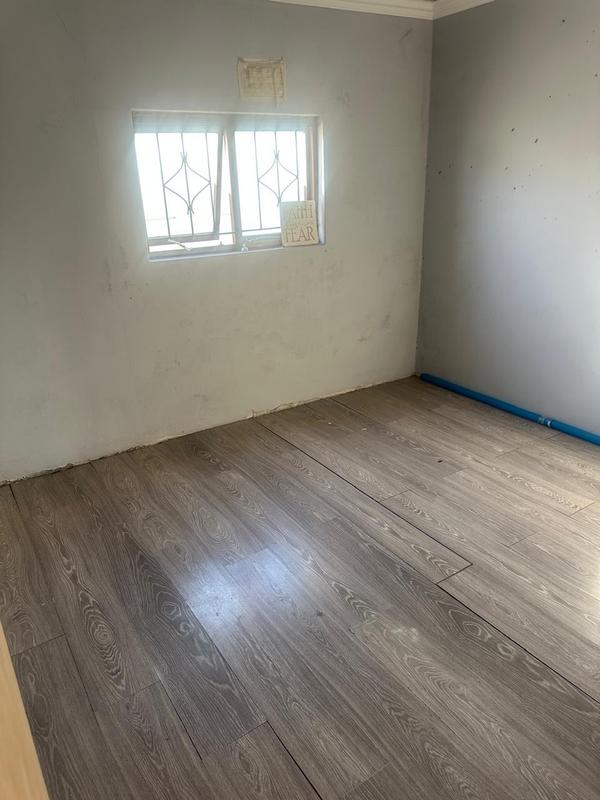 5 Bedroom Property for Sale in Manenberg Western Cape